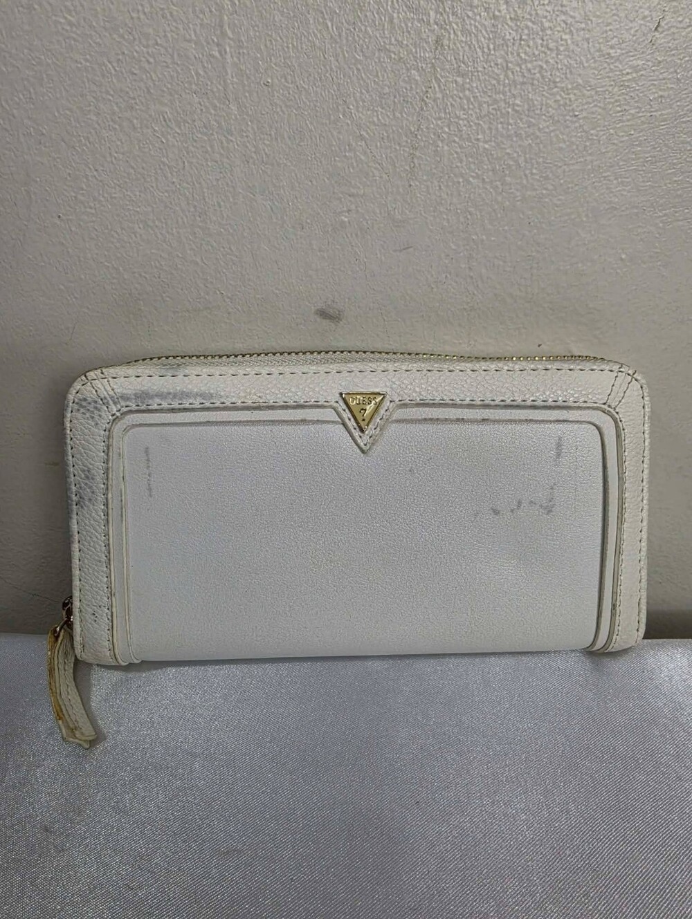 Guess White Zip-Around Leather Wallet
